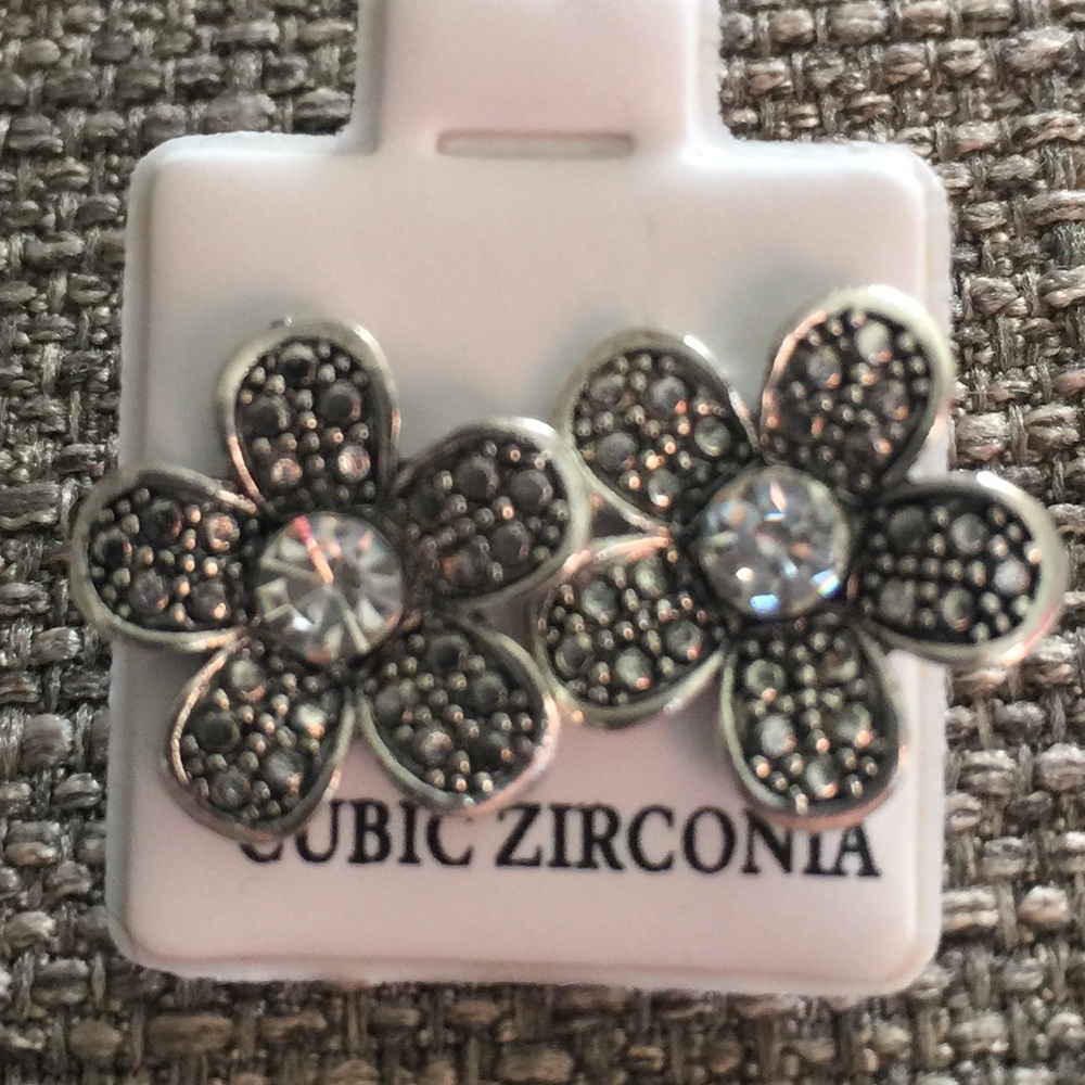 Flower Stud Earrings